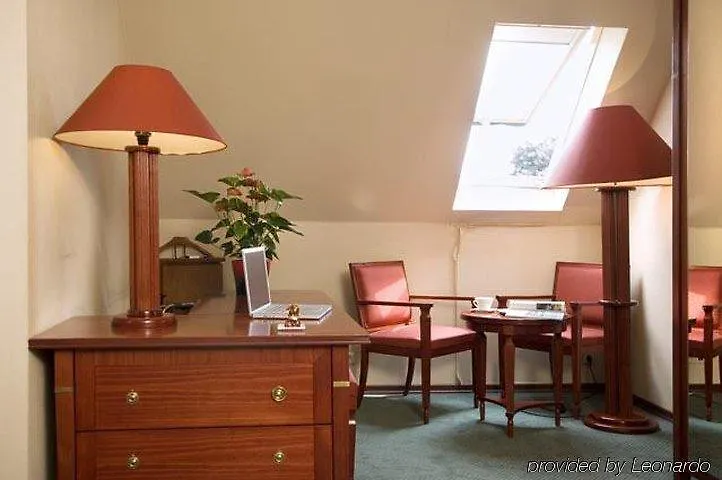 Zoom Hotel Brussels 4*,